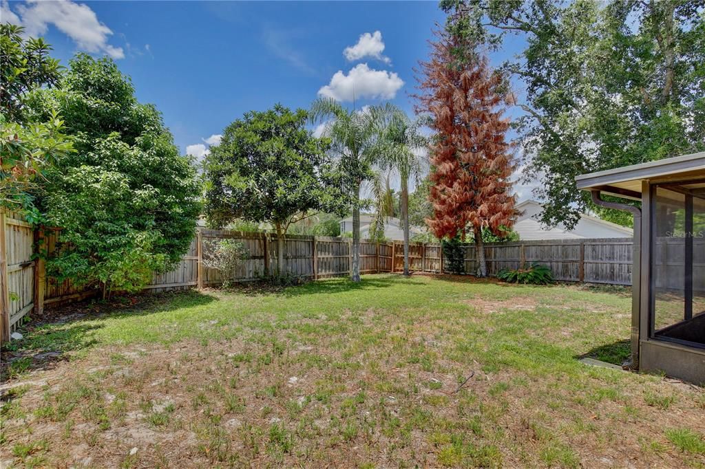 For Sale: $365,000 (3 beds, 2 baths, 1384 Square Feet)