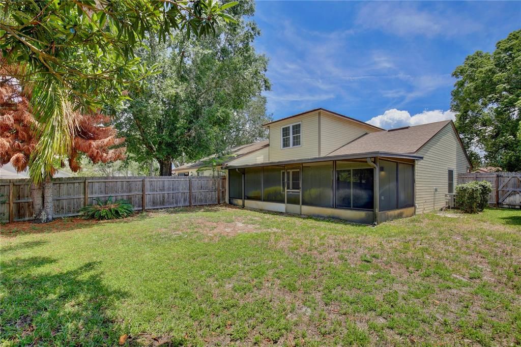 For Sale: $365,000 (3 beds, 2 baths, 1384 Square Feet)
