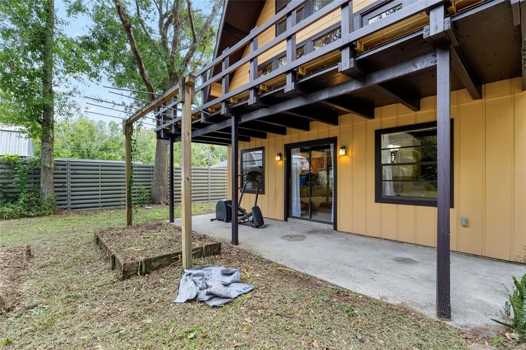 На продажу: $480,000 (3 спален, 1 ванн, 1630 Квадратных фут)