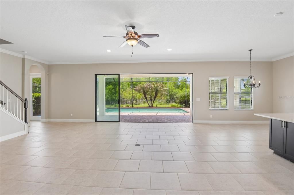 For Sale: $770,000 (5 beds, 4 baths, 3522 Square Feet)