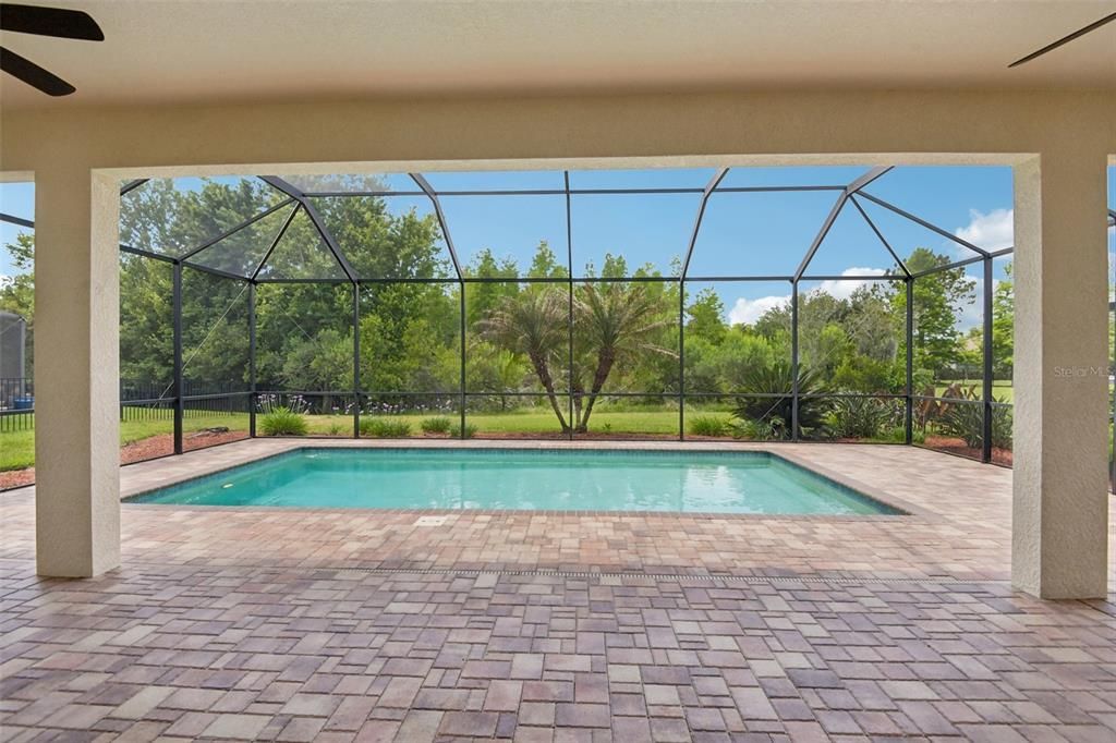 For Sale: $770,000 (5 beds, 4 baths, 3522 Square Feet)