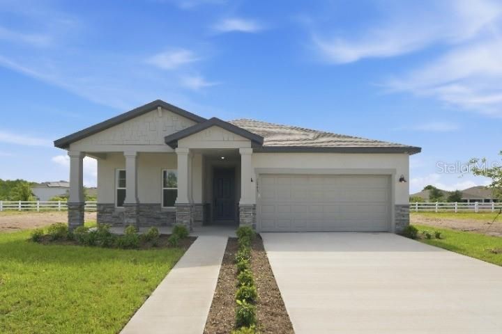 Recently Sold: $449,990 (4 beds, 2 baths, 1903 Square Feet)