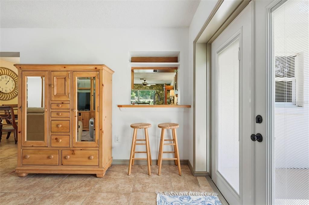 На продажу: $519,000 (4 спален, 3 ванн, 2204 Квадратных фут)