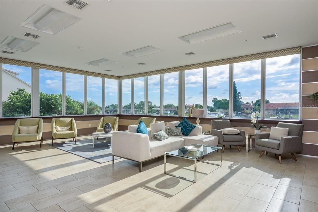 En Venta: $575,000 (2 camas, 2 baños, 1370 Pies cuadrados)