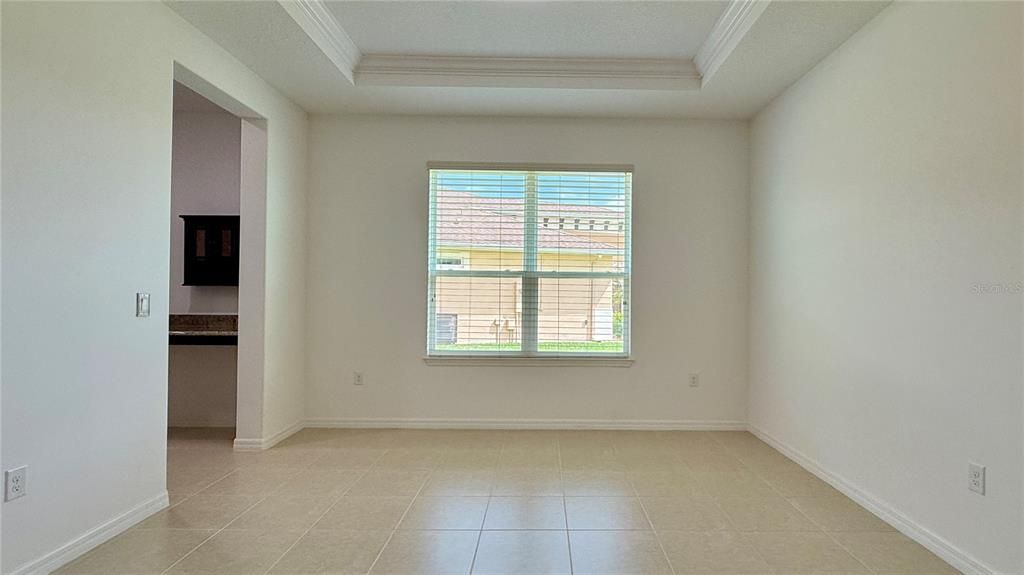 Activo con contrato: $508,000 (3 camas, 2 baños, 2241 Pies cuadrados)
