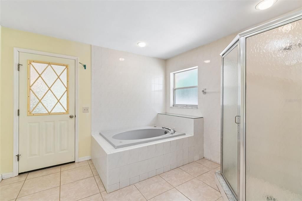 En Venta: $265,000 (3 camas, 2 baños, 1644 Pies cuadrados)