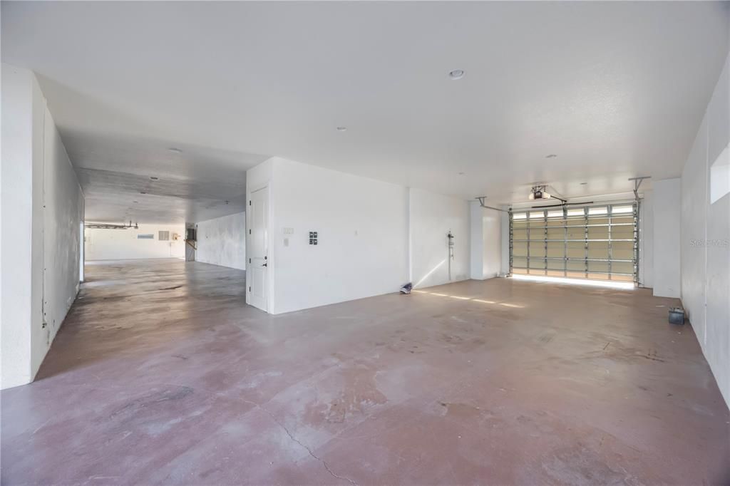 For Rent: $8,000 (5 beds, 3 baths, 3750 Square Feet)