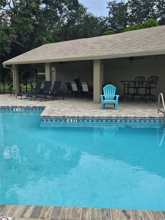 Active With Contract: $1,900 (2 beds, 2 baths, 1406 Square Feet)