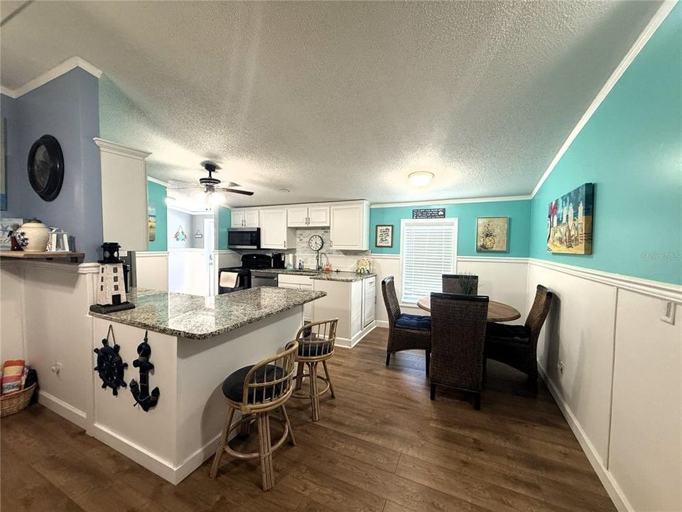 For Sale: $312,000 (3 beds, 2 baths, 1080 Square Feet)