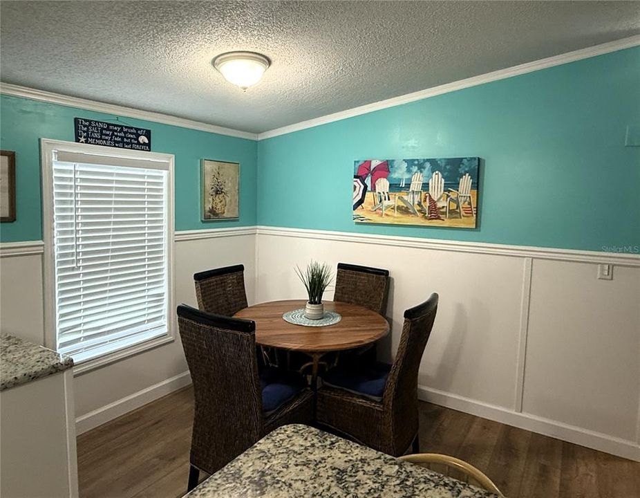 For Sale: $312,000 (3 beds, 2 baths, 1080 Square Feet)