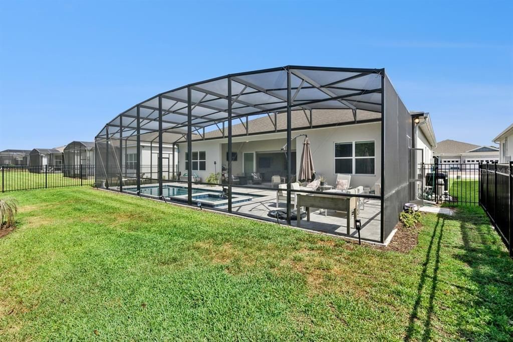 En Venta: $975,000 (3 camas, 2 baños, 2270 Pies cuadrados)