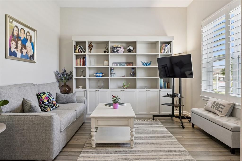 En Venta: $975,000 (3 camas, 2 baños, 2270 Pies cuadrados)