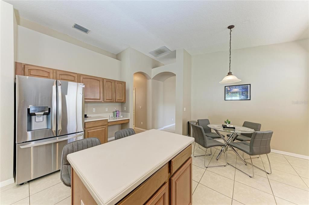 For Sale: $370,000 (4 beds, 2 baths, 1997 Square Feet)