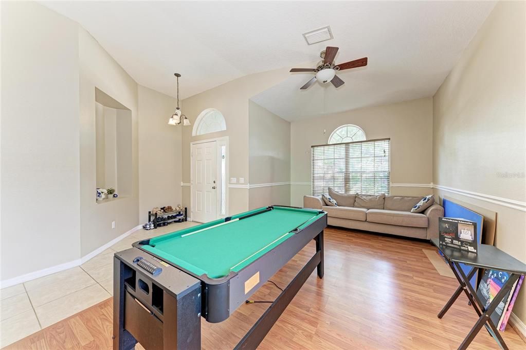 For Sale: $370,000 (4 beds, 2 baths, 1997 Square Feet)