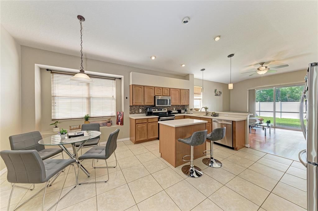 For Sale: $370,000 (4 beds, 2 baths, 1997 Square Feet)