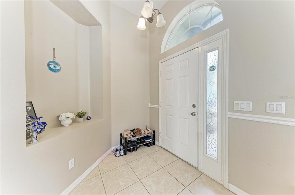 For Sale: $370,000 (4 beds, 2 baths, 1997 Square Feet)