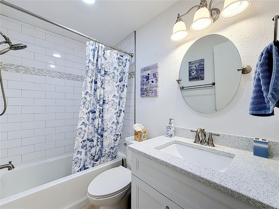 En Venta: $220,000 (2 camas, 2 baños, 1110 Pies cuadrados)