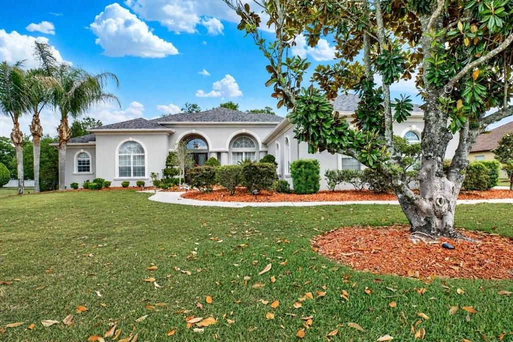 Activo con contrato: $760,000 (4 camas, 4 baños, 3643 Pies cuadrados)