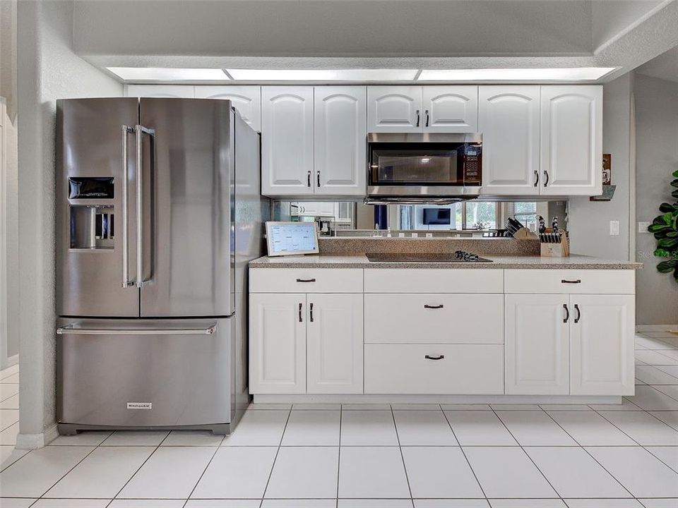 For Sale: $524,000 (3 beds, 2 baths, 2374 Square Feet)