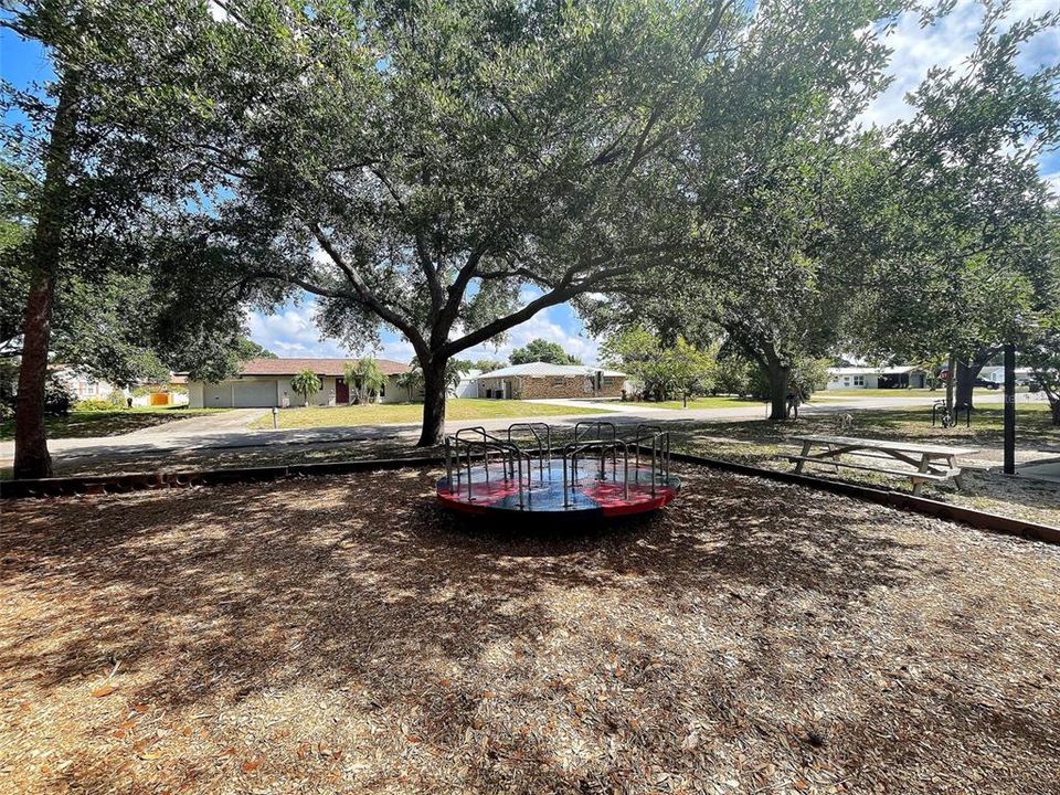 For Sale: $524,000 (3 beds, 2 baths, 2374 Square Feet)