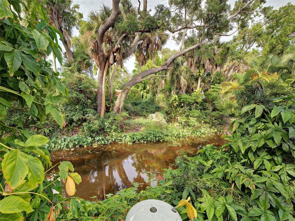 For Sale: $524,000 (3 beds, 2 baths, 2374 Square Feet)