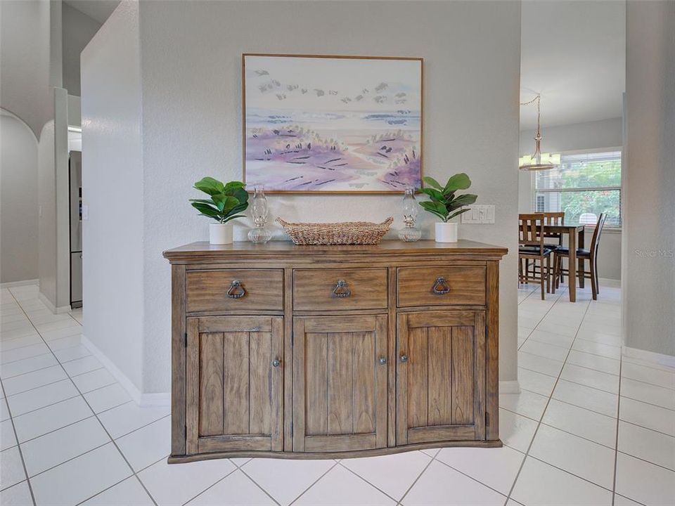 For Sale: $524,000 (3 beds, 2 baths, 2374 Square Feet)