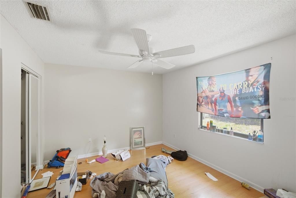 For Sale: $268,000 (3 beds, 2 baths, 1008 Square Feet)