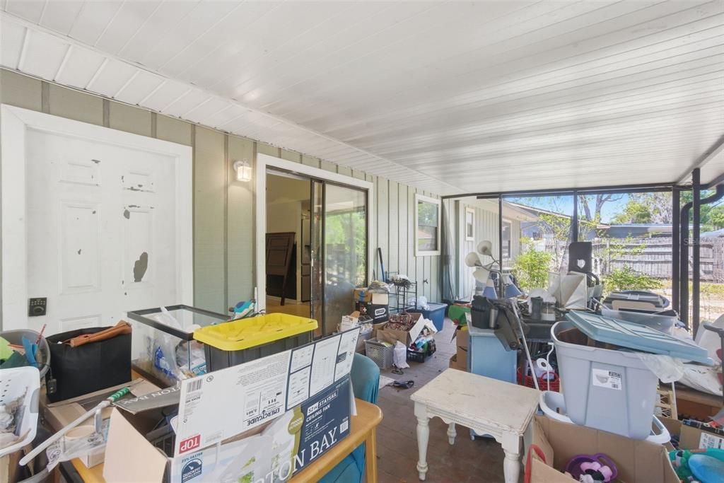 For Sale: $268,000 (3 beds, 2 baths, 1008 Square Feet)