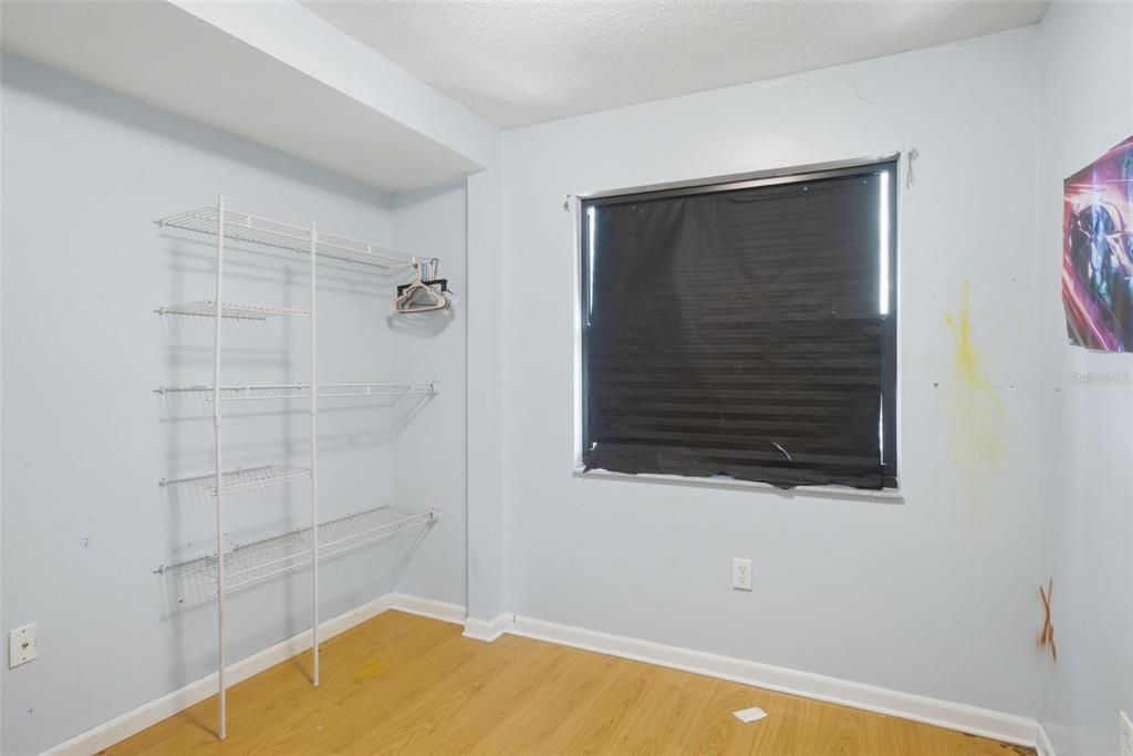 For Sale: $268,000 (3 beds, 2 baths, 1008 Square Feet)