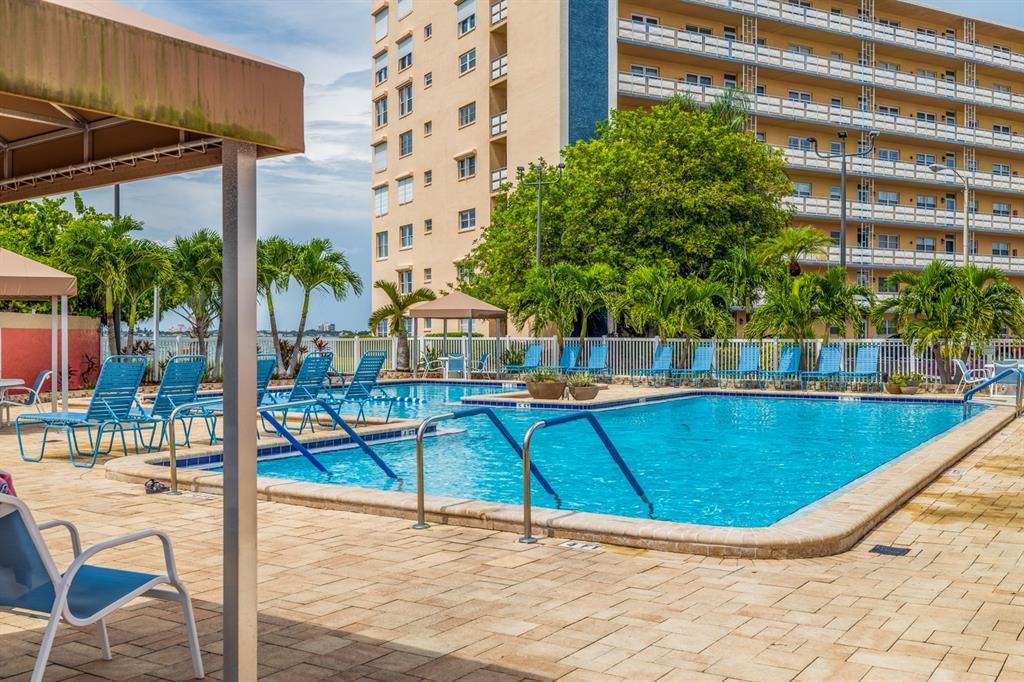 Activo con contrato: $229,500 (2 camas, 2 baños, 1250 Pies cuadrados)