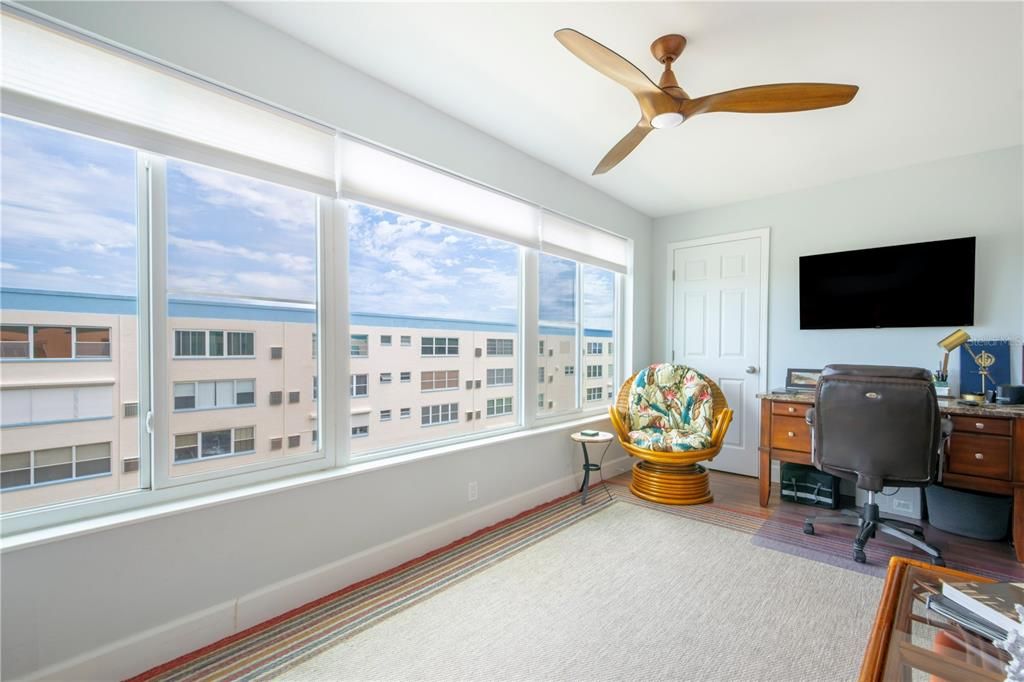 Activo con contrato: $229,500 (2 camas, 2 baños, 1250 Pies cuadrados)