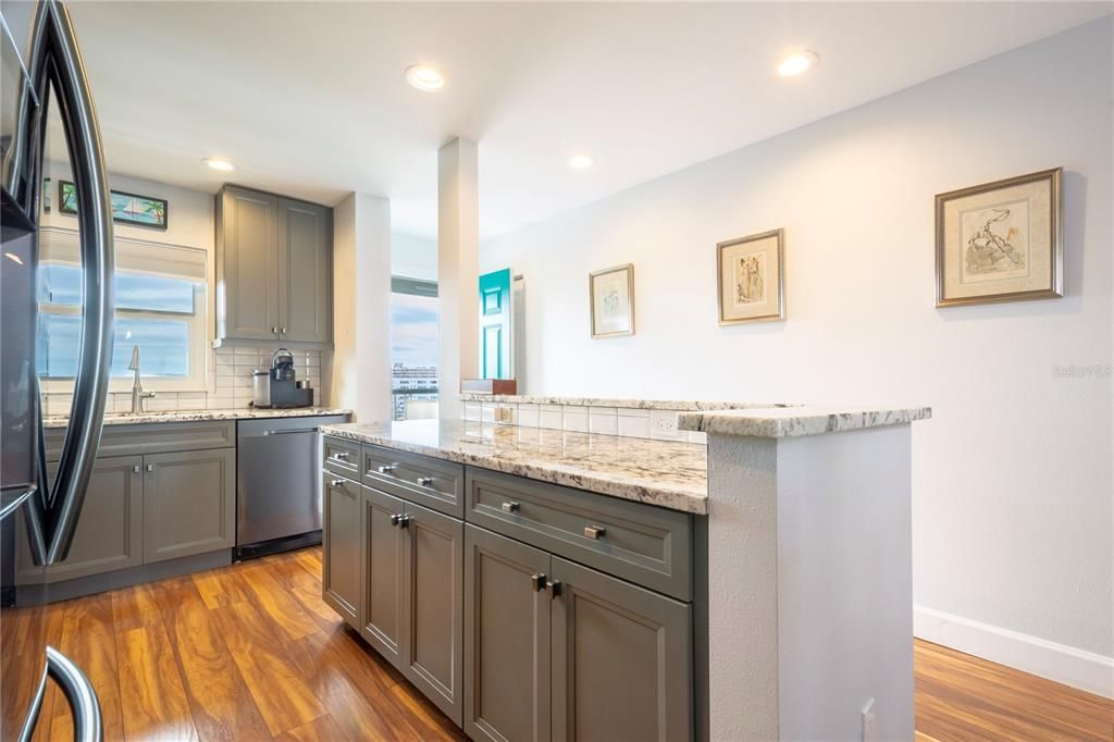 Activo con contrato: $229,500 (2 camas, 2 baños, 1250 Pies cuadrados)