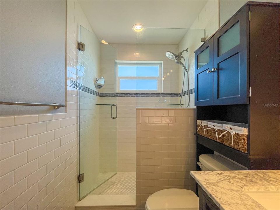 Activo con contrato: $229,500 (2 camas, 2 baños, 1250 Pies cuadrados)