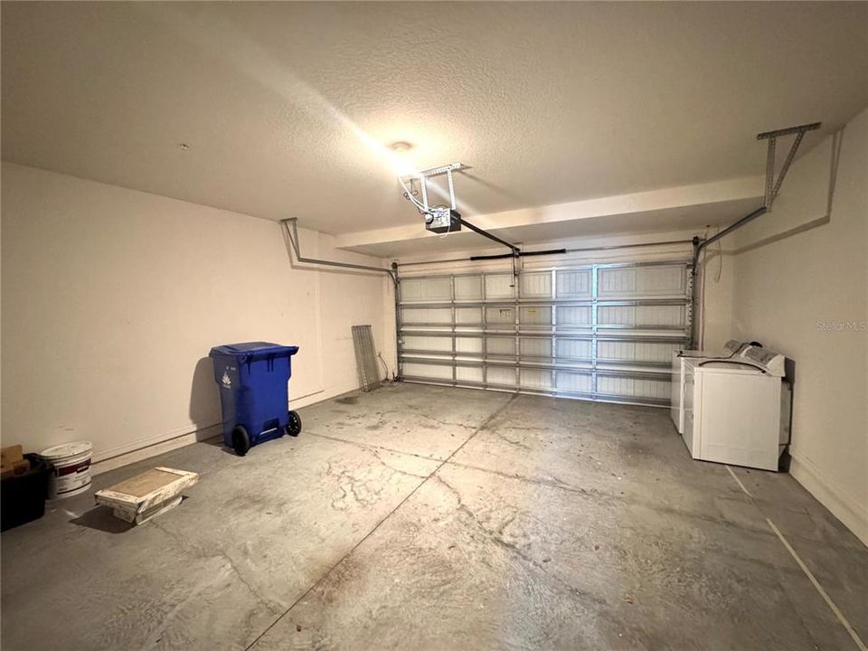 For Rent: $2,799 (3 beds, 2 baths, 1752 Square Feet)