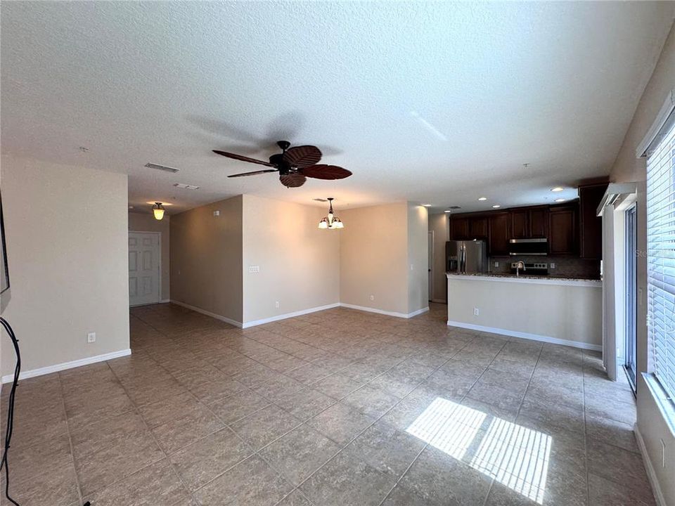 For Rent: $2,799 (3 beds, 2 baths, 1752 Square Feet)