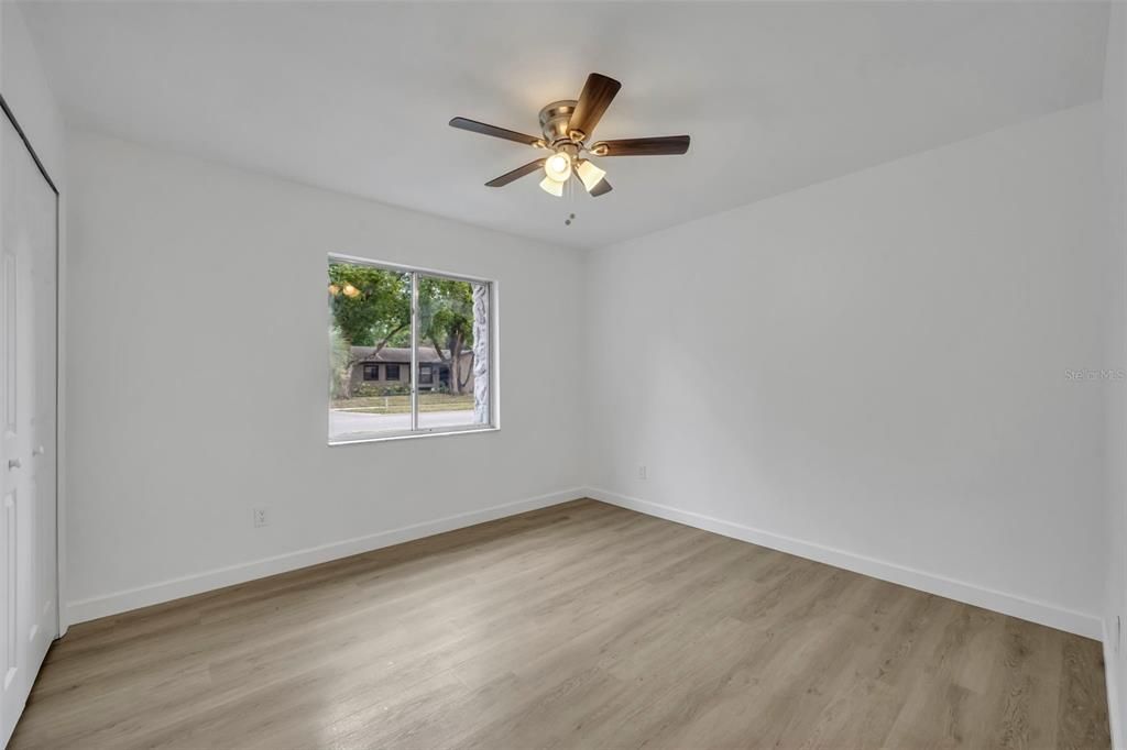 Activo con contrato: $369,900 (3 camas, 2 baños, 1398 Pies cuadrados)