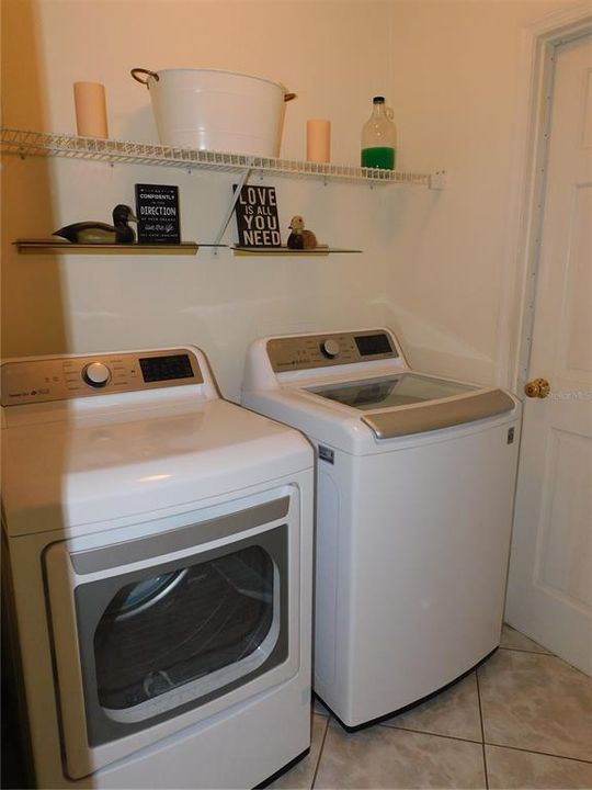 En Renta: $3,700 (3 camas, 2 baños, 1878 Pies cuadrados)