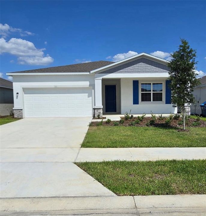 For Rent: $2,000 (4 beds, 3 baths, 2109 Square Feet)
