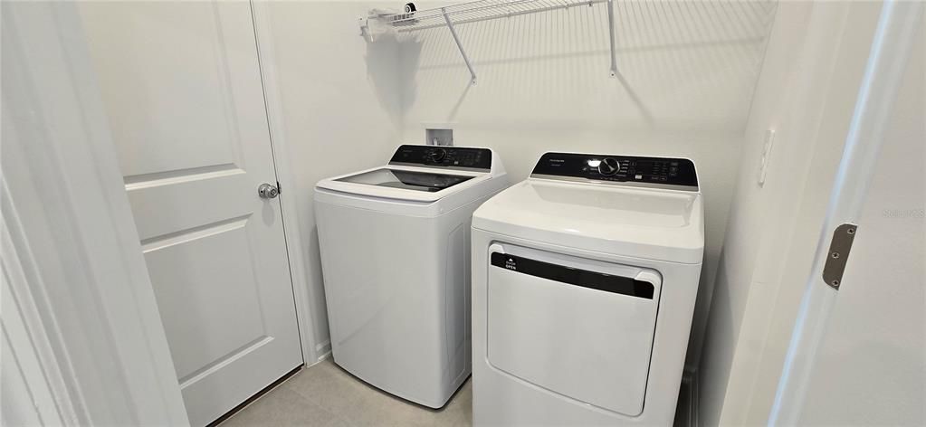 For Rent: $2,000 (4 beds, 3 baths, 2109 Square Feet)