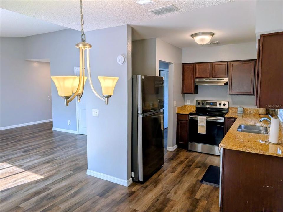 Active With Contract: $789,000 (8 beds, 0 baths, 3636 Square Feet)