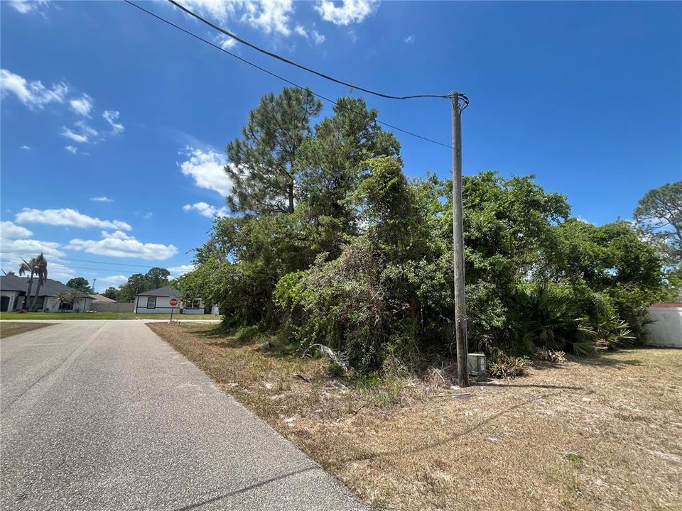 En Venta: $35,000 (0.25 acres)