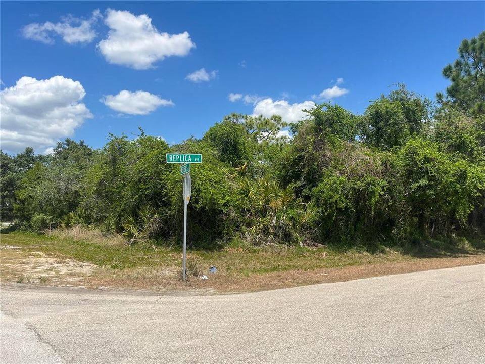 En Venta: $35,000 (0.25 acres)