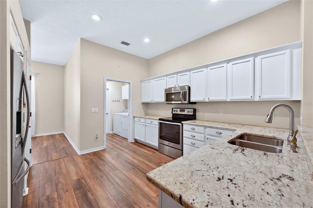 Active With Contract: $369,900 (3 beds, 2 baths, 1677 Square Feet)