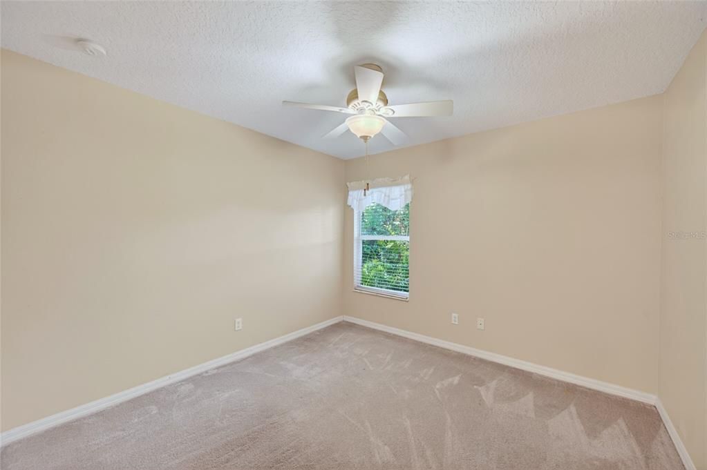 Active With Contract: $369,900 (3 beds, 2 baths, 1677 Square Feet)