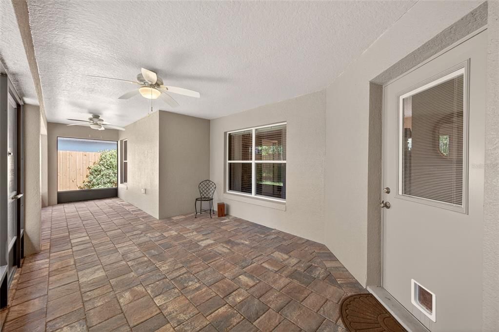 Active With Contract: $369,900 (3 beds, 2 baths, 1677 Square Feet)