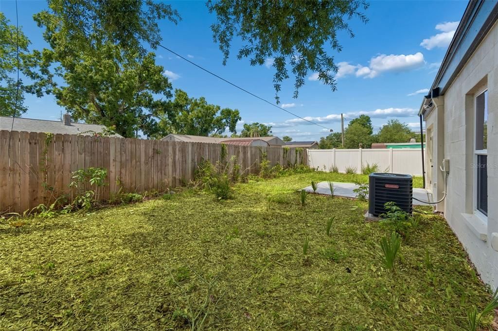 Activo con contrato: $385,000 (3 camas, 2 baños, 1206 Pies cuadrados)