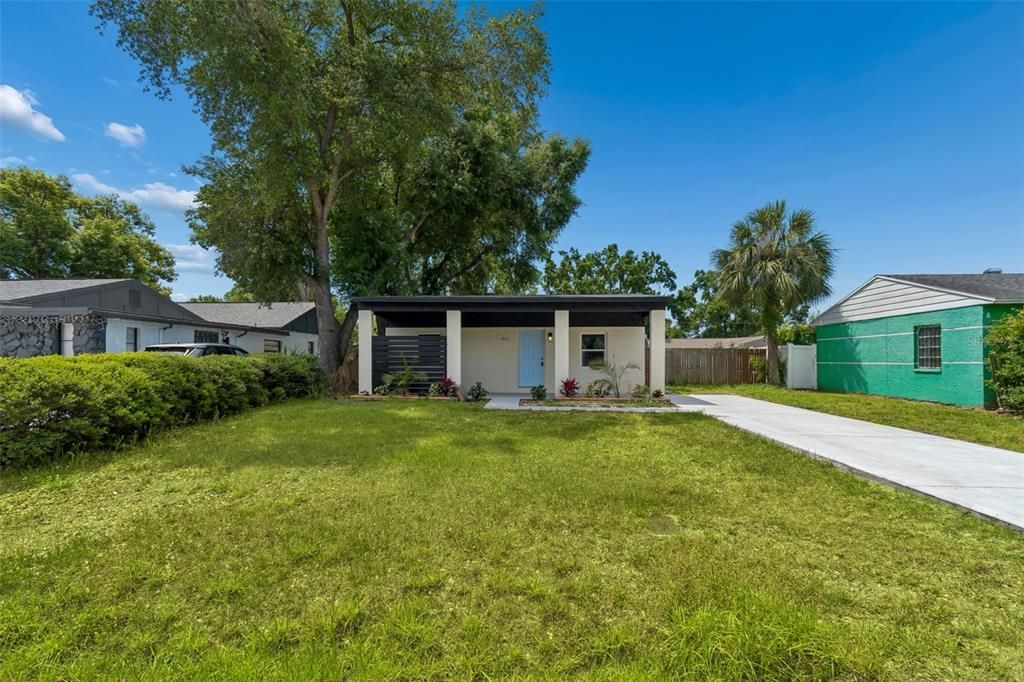 Activo con contrato: $385,000 (3 camas, 2 baños, 1206 Pies cuadrados)