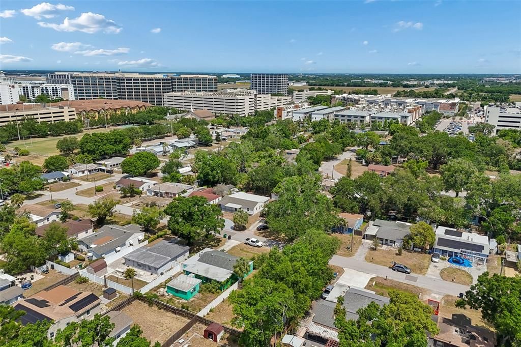 Activo con contrato: $385,000 (3 camas, 2 baños, 1206 Pies cuadrados)