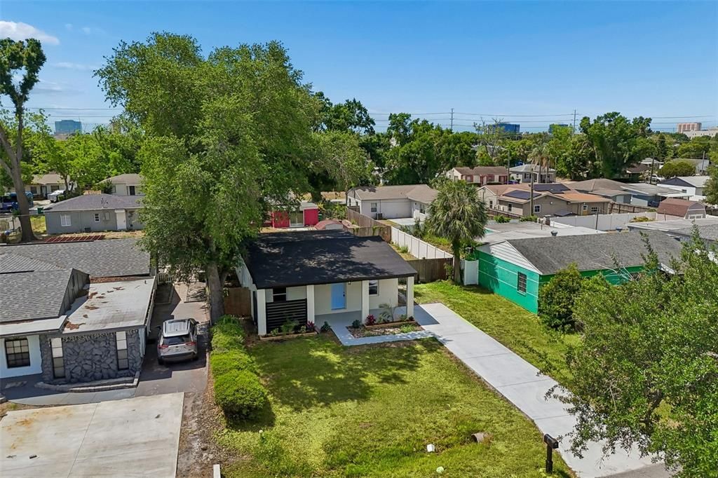 Activo con contrato: $385,000 (3 camas, 2 baños, 1206 Pies cuadrados)