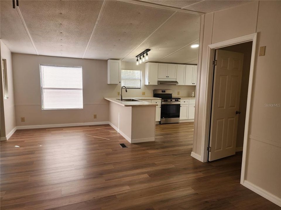 En Venta: $174,900 (3 camas, 2 baños, 1152 Pies cuadrados)